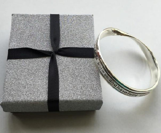 Eliana Engraved Bracelet - Scarlet Bloom