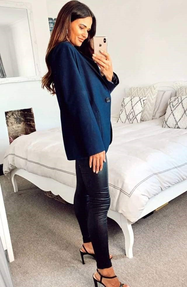 Women's Patch Pocket Tailored Fit Blazer