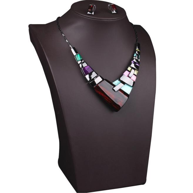 Ladies Multiple Splice Alloy Resin Necklace - Scarlet Bloom