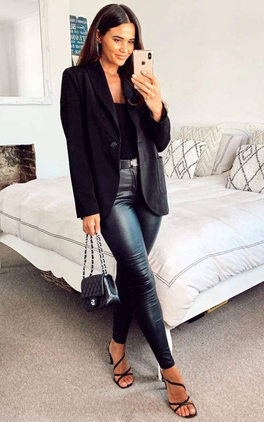 Women's Patch Pocket Tailored Fit Blazer