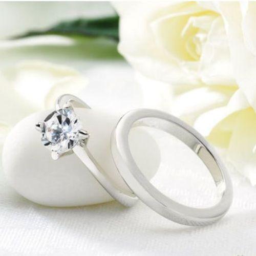 Diamondesque Wedding and Engagement Ring Set - Scarlet Bloom